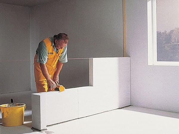 تصویر اجرای دیوار گچی