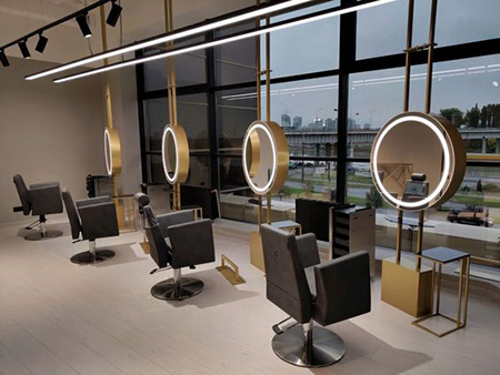 صورة تغطية جدران زجاجية